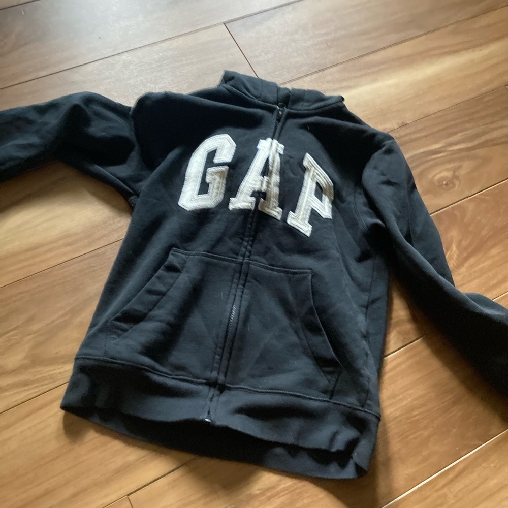 gap zipup hoodie